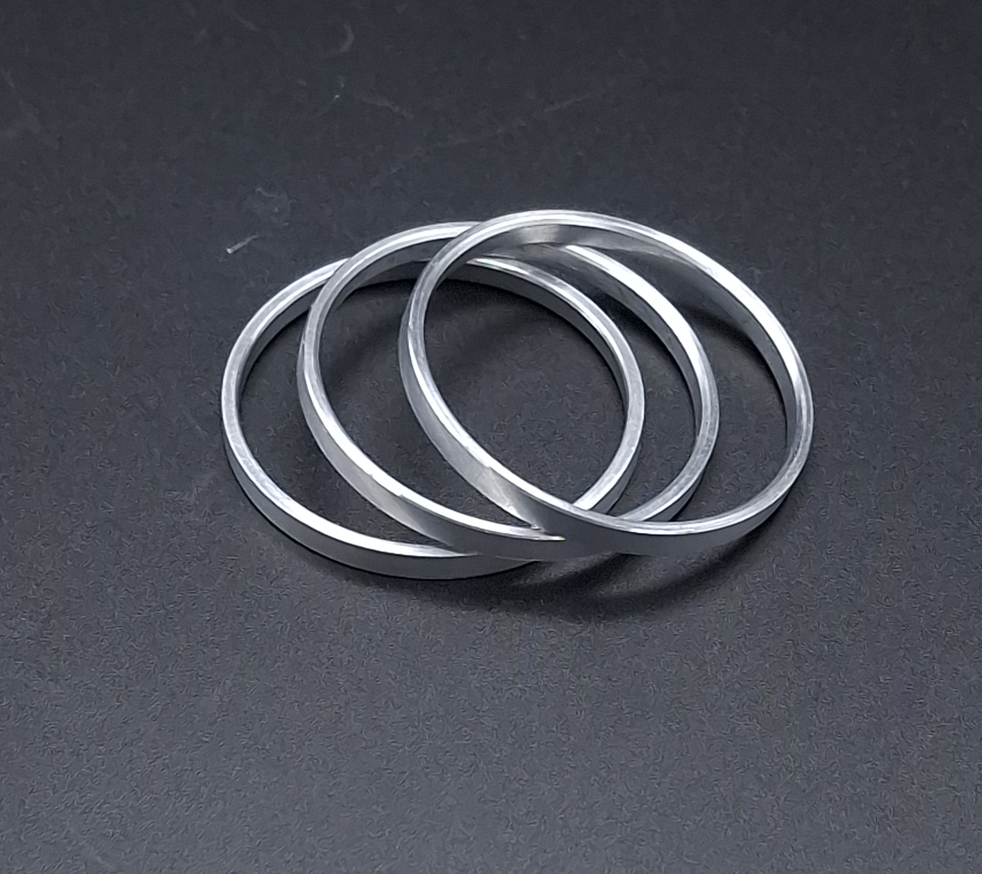 Polaris Thin Ring